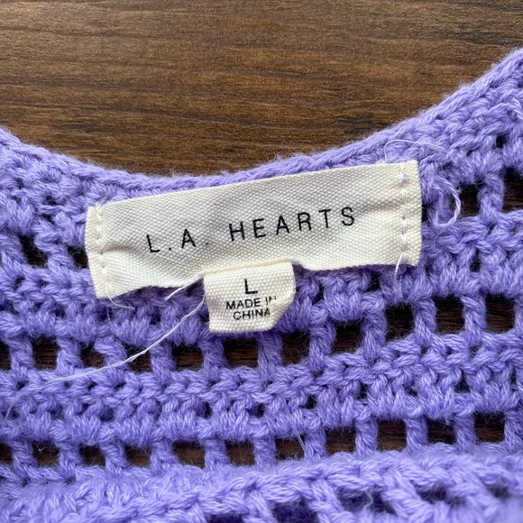 La Hearts Lavender Crochet crop top - Picture 2 of 7